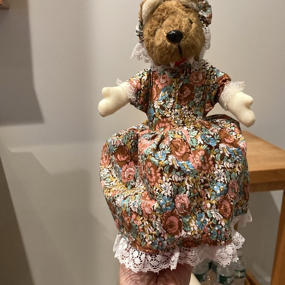 Little Red Riding Hood Doll - Picture 3 of 6